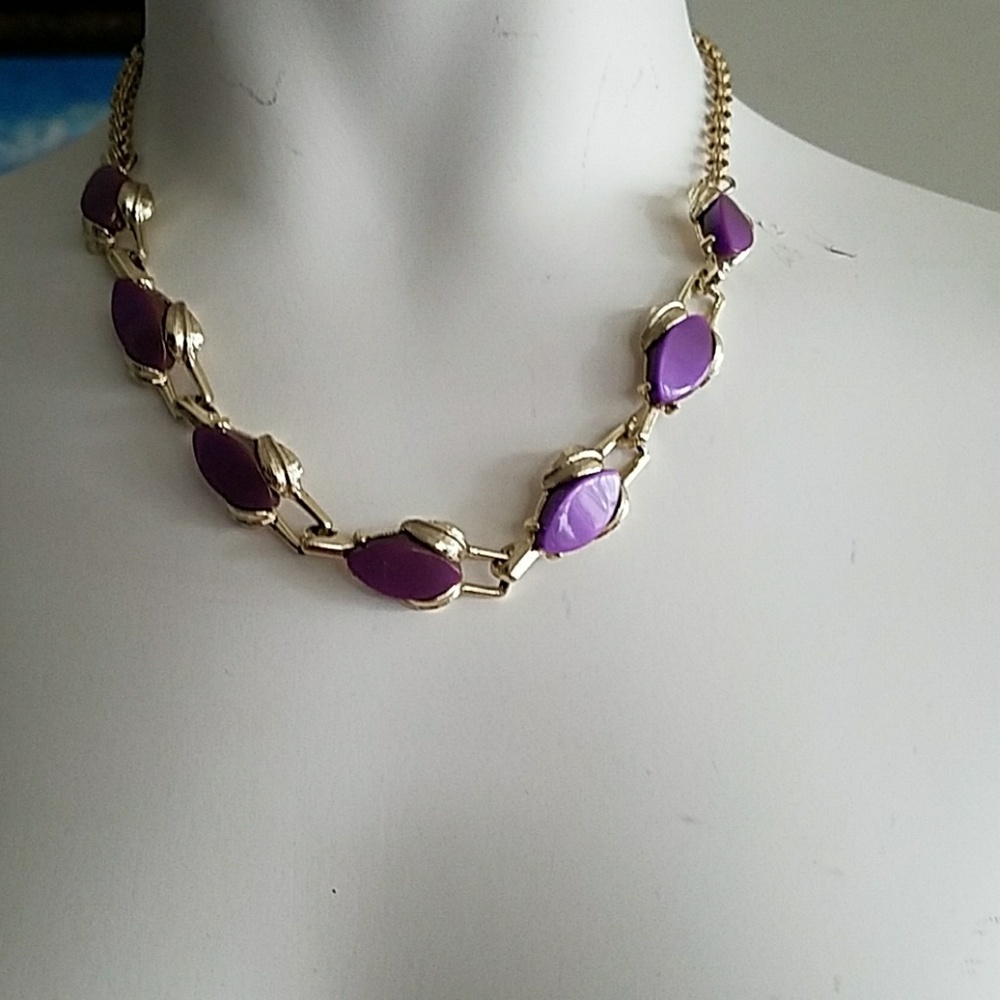 PURPLE NECKLACE